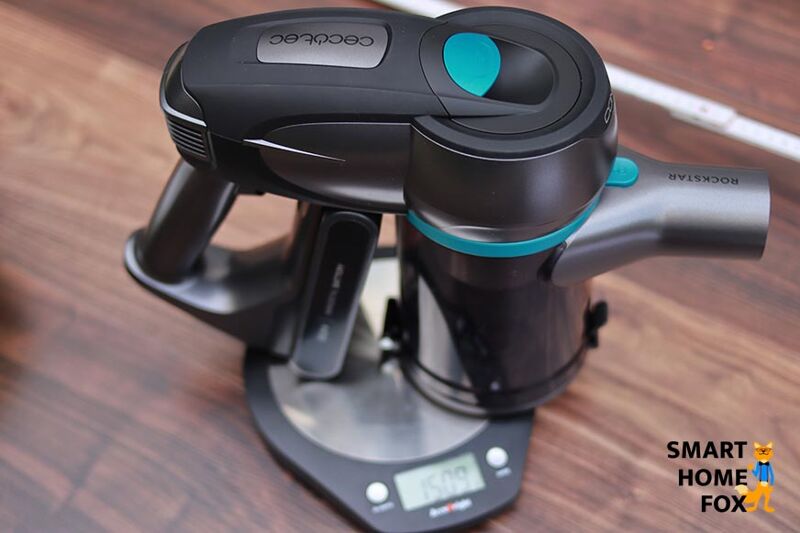 aspirateur balai cecotec conga rockstar poids